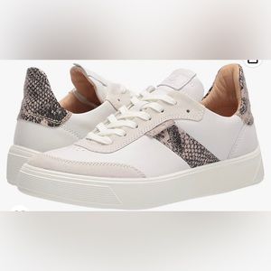 ECCO Women's Tray Street Sneaker Size 10-10.5, white, light cream, multicolored